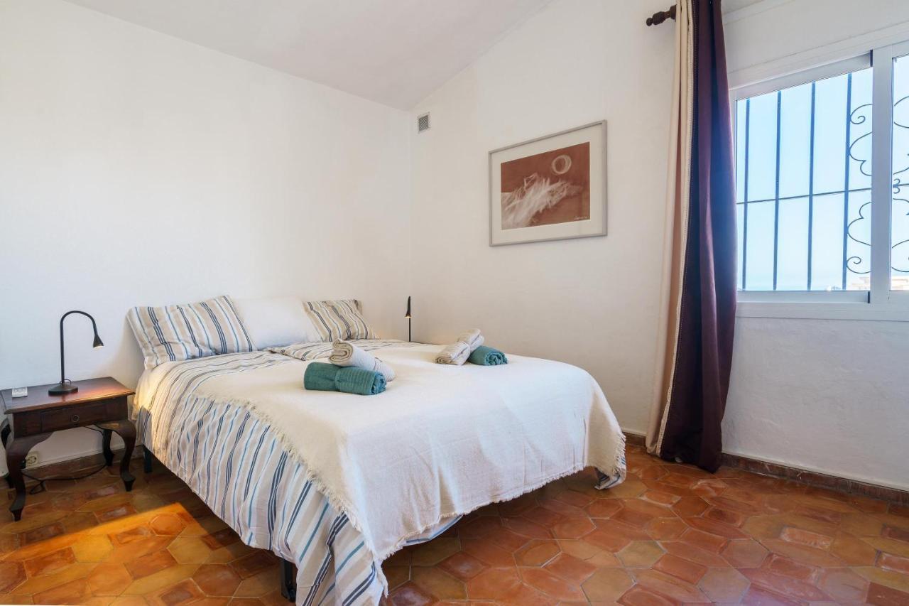 Villa Torreblanca Фуeнхирола Екстериор снимка