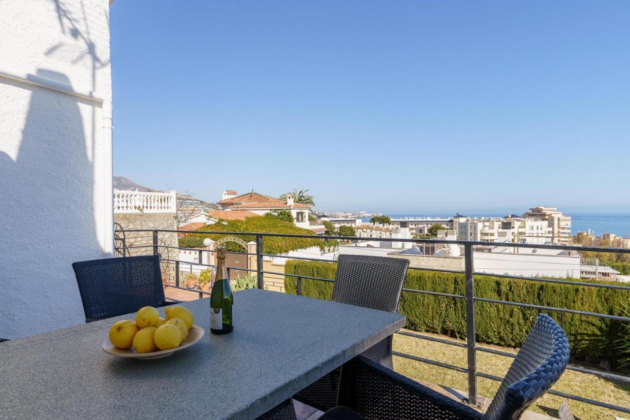 Villa Torreblanca Фуeнхирола Екстериор снимка